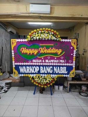 Papan Bunga di Kersaratu Malingping
